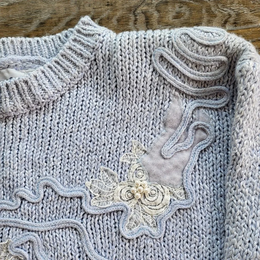 Dana Scott Vintage Floral Applique Pearl Beaded Sweater Blue Ramie Blend Small